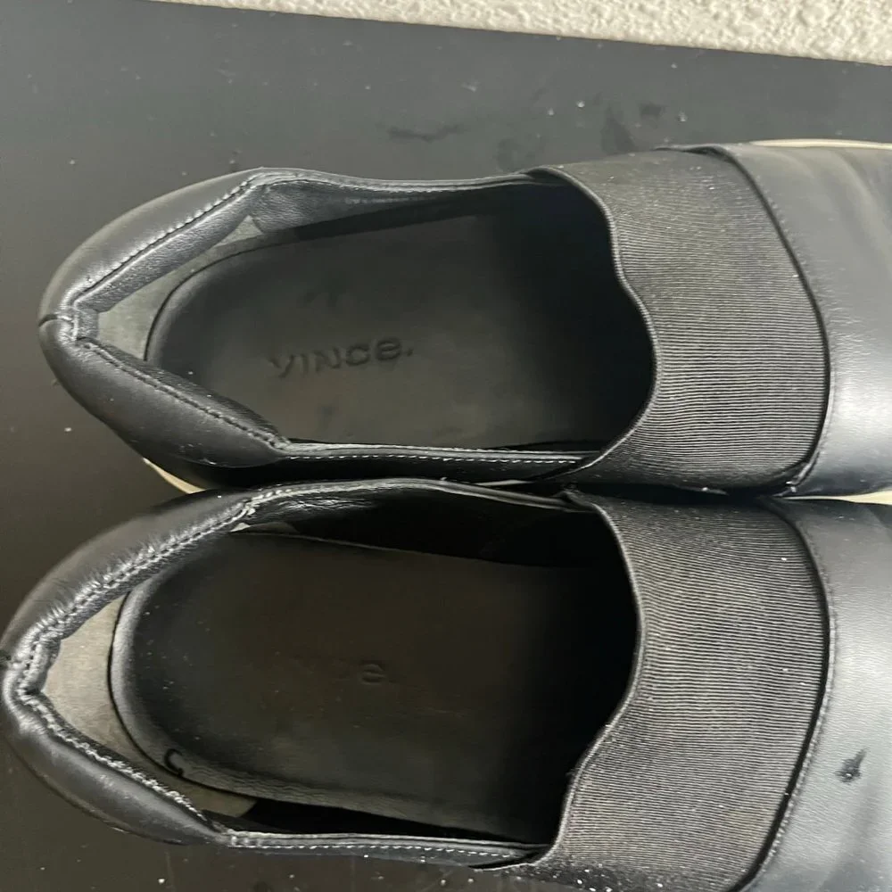 Vince Women's Fairfax Slip-On Black and White Sneakers Size 9.5
